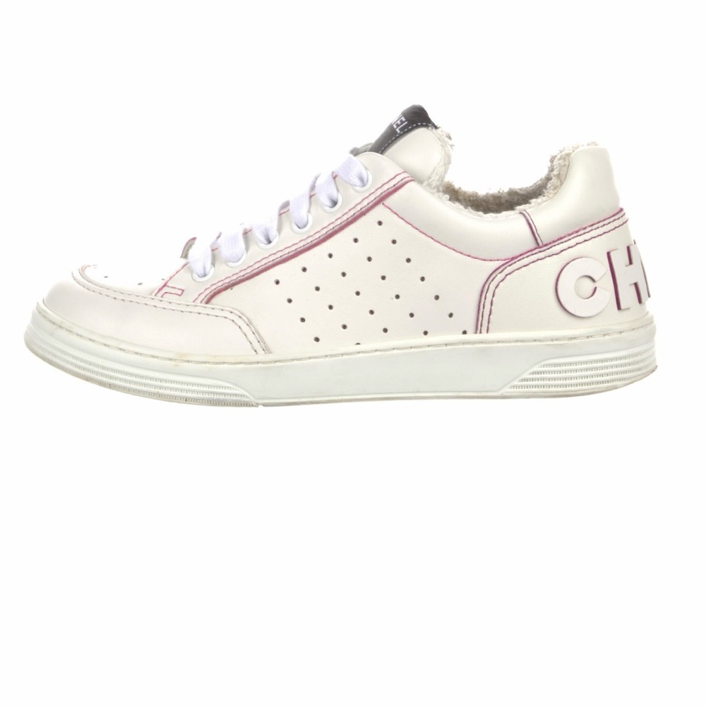 100% Authentic Chanel sneakers, size 37/7